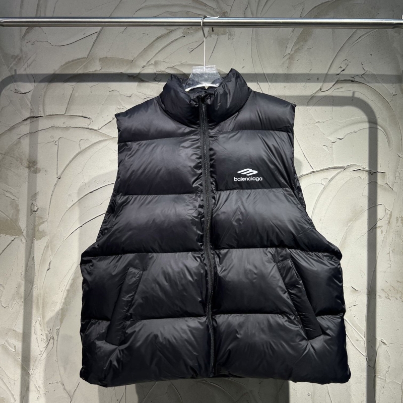 Ba*len*cia*ga coats